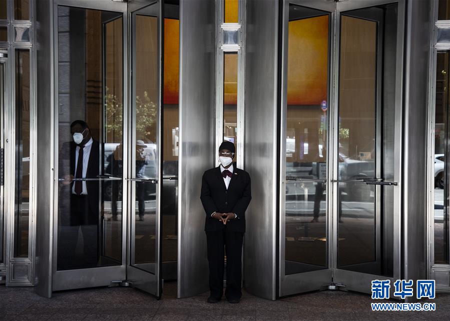 （國際疫情）（2）美國約翰斯·霍普金斯大學(xué)：全球新冠死亡病例過百萬