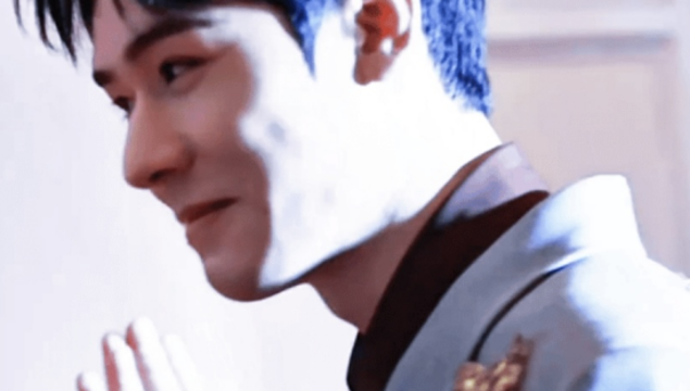 昨天龔俊也在福州，如果他也走三坊七巷試試？