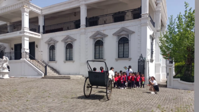 穿越民國奇遇記！萌娃暢游海絲影視小鎮