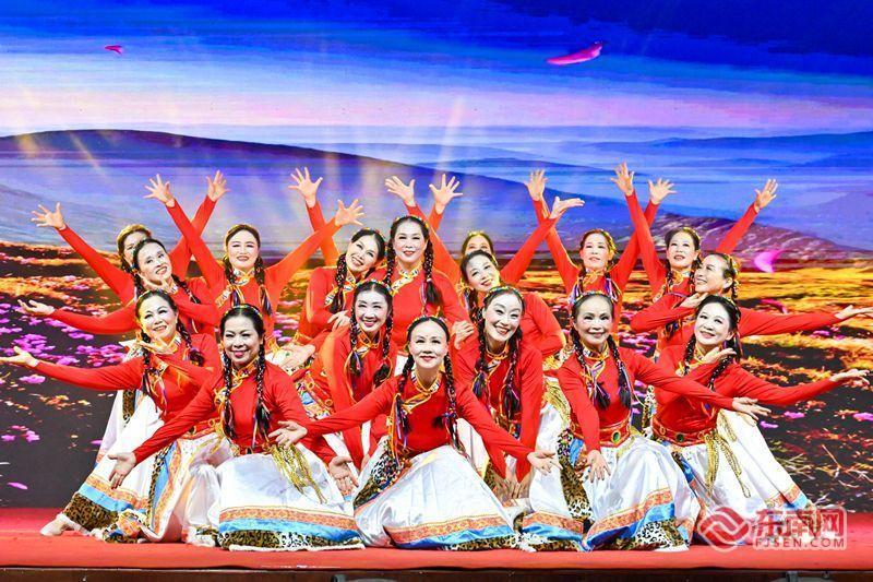 廈門集美舉辦“薪火傳承 舞動和平”廣場舞展演